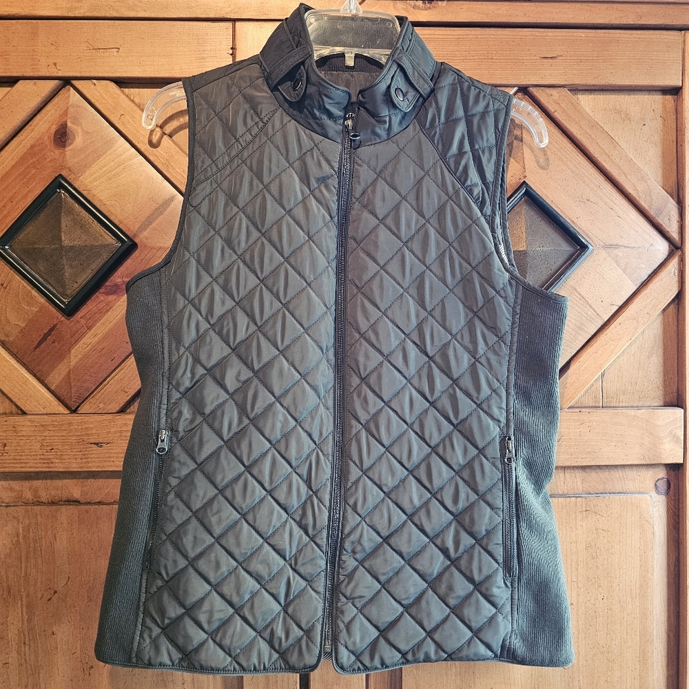 41 Hawthorne Dulcie Quilted Vest Olive Sz M
